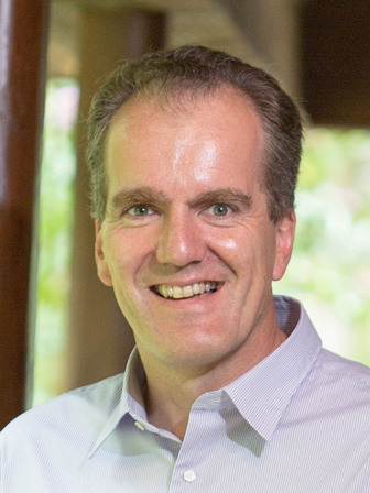 Oliver Dinius, Executive Director